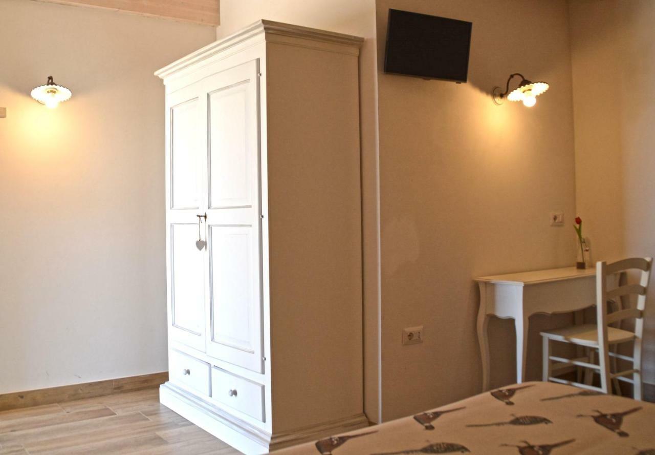 B&B Ceresa - Country House Лорето Экстерьер фото
