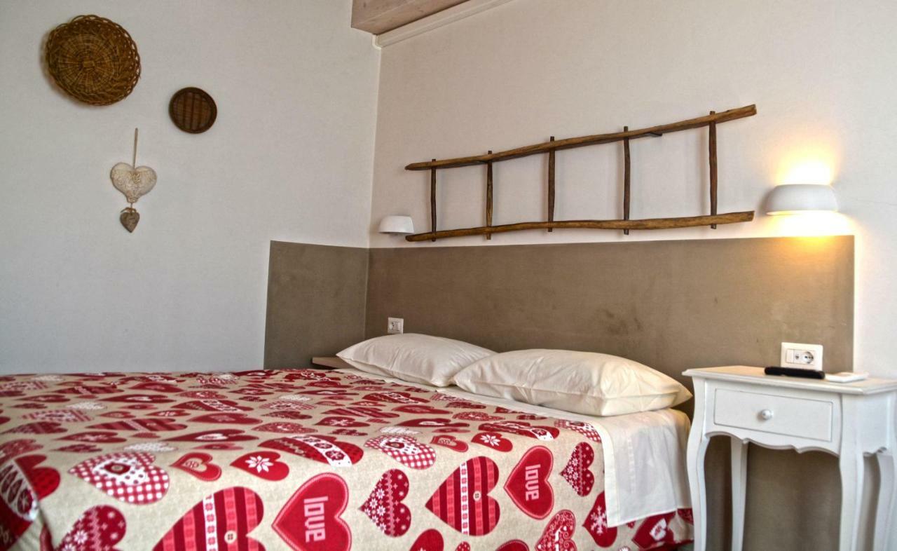 B&B Ceresa - Country House Лорето Экстерьер фото