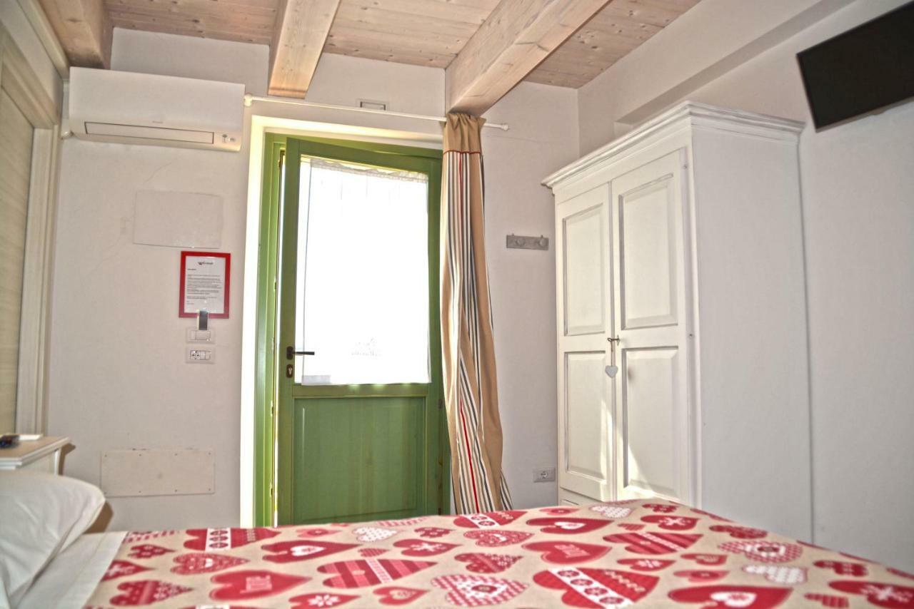 B&B Ceresa - Country House Лорето Экстерьер фото